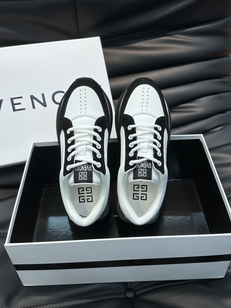 Givenchy Sneakers